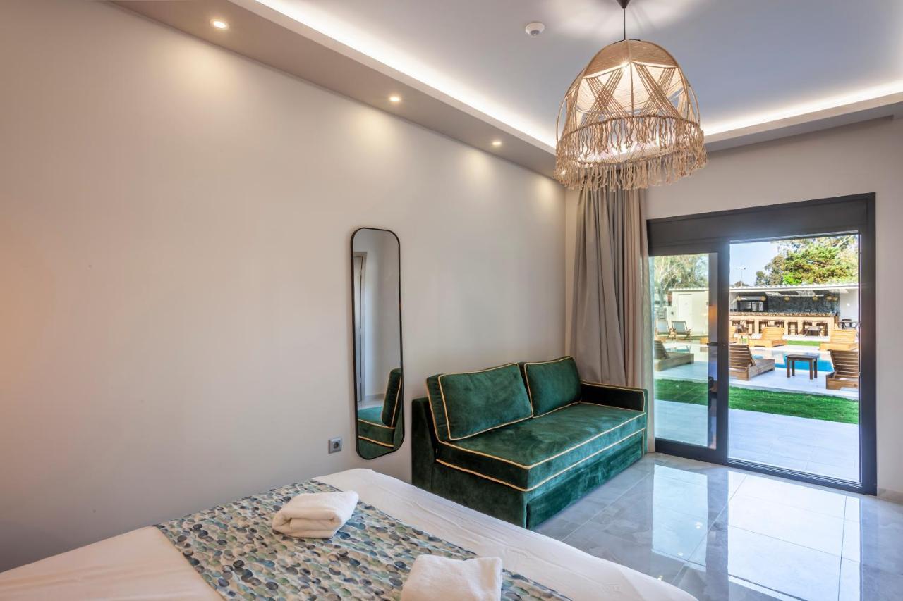 Olia Seaside Residence 120M From The Beach 페프코초리 외부 사진