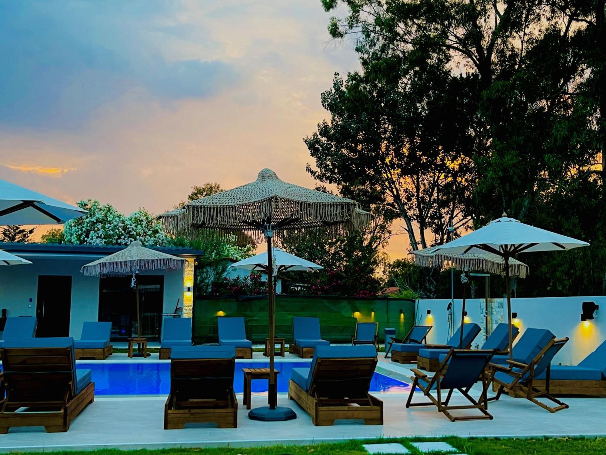 Olia Seaside Residence 120M From The Beach 페프코초리 외부 사진