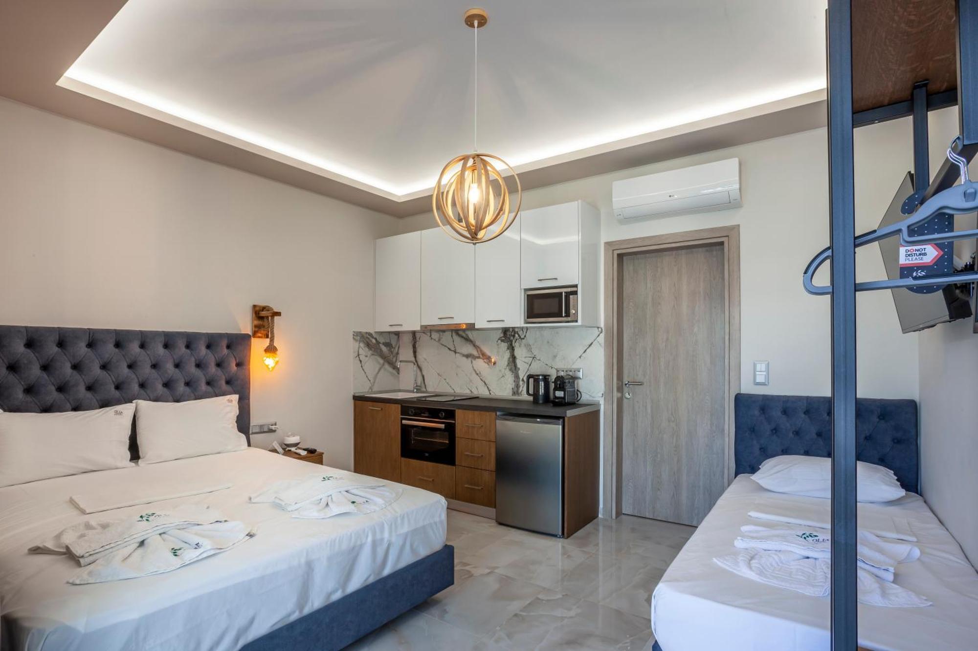 Olia Seaside Residence 120M From The Beach 페프코초리 외부 사진