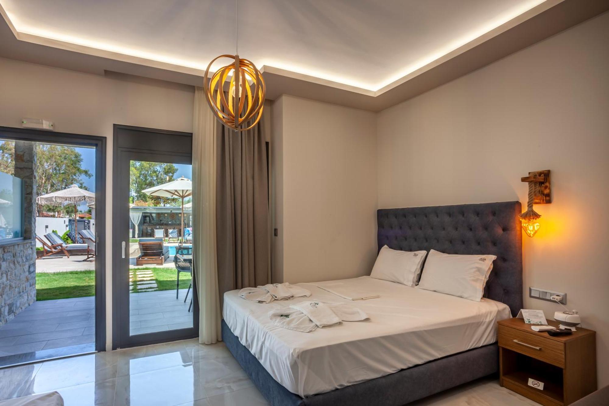 Olia Seaside Residence 120M From The Beach 페프코초리 외부 사진