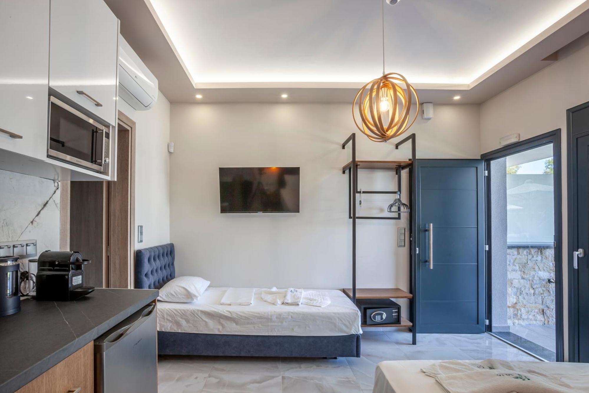 Olia Seaside Residence 120M From The Beach 페프코초리 외부 사진